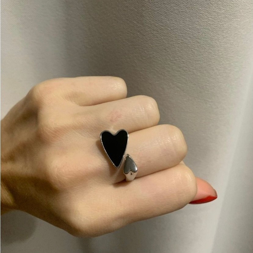 Modern Black Heart Love 925 Sterling Silver Adjustable Ring 26$